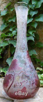 Vase Art Nouveau Verre Soliflore signé Legras Décor de feuillages grimpants