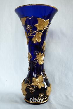 Vase Art Nouveau cristal de Baccarat bleu cobalt