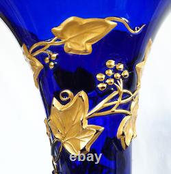 Vase Art Nouveau cristal de Baccarat bleu cobalt