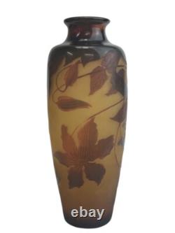 Vase Art Nouveau d'argental de Paul Nicolas à Décor De Clématites