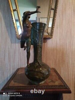 Vase Art Nouveau en Bronze Signé Antoine Bofill 1875-1939