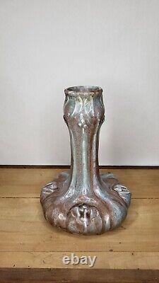 Vase Art Nouveau en Porcelaine de Sèvres / Art Nouveau Vase in Sèvres Porcelain