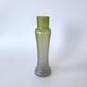 Vase Art Nouveau en verre soufflé vert irisé style Loetz Kralik 1900s