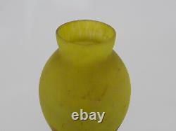 Vase Art Nouveau ovoïde à col annulaire L'ELF, jaune, bleu et orange