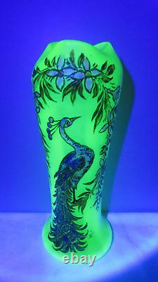 Vase Art Nouveau pâte de verre ouraline émaillé Legras signé LEG LE PAON