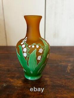 Vase D'Argental en verre mutlicouche dégagé a l'acide Art nouveau