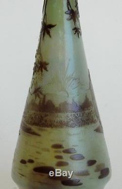 Vase De Vez, cristalleries de Pantin, signé