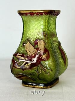 Vase En Verre Baccarat À Décors De Lys Époque Art Nouveau Jugendstil Nancy
