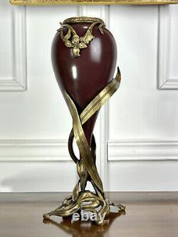 Vase Époque Art Nouveau En Verre Peint Avec Monture En Bronze Doré 39 CM De Haut