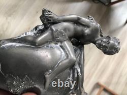Vase Etain Femme style Art nouveau signé Rigual
