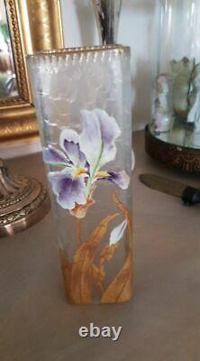 Vase LEGRAS Art Nouveau en verre émaille à décor d' iris