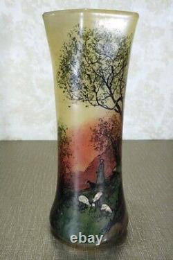 Vase Legras en verre émaillé. Style Art Nouveau. Vers 1900. Signé Leg