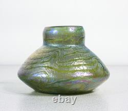 Vase Loetz Autriche Bleu Verre Soufflé Iridescent Art Nouveau Phaenomen