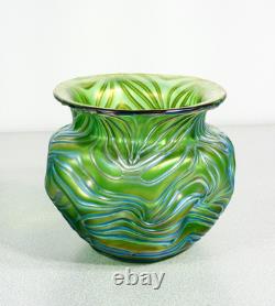 Vase Loetz Formosa Crète 1902 Verre Soufflé Iridescent Époque Art Nouveau