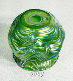 Vase Loetz Formosa Crète 1902 Verre Soufflé Iridescent Époque Art Nouveau