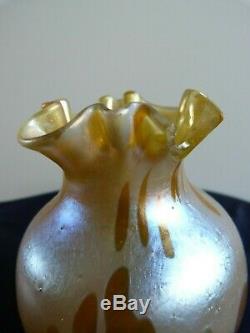 Vase Loetz papillon jaune d'or irisé Art Nouveau Glass Yellow Gold Iridescent