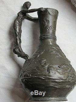 Vase Naïade chérubins marins signé Ch. T. Perron pichet étain pur Circa 1910