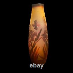 Vase Soliflore En Pâte De Verre & Art Nouveau & Signé Léon & Vers 1900