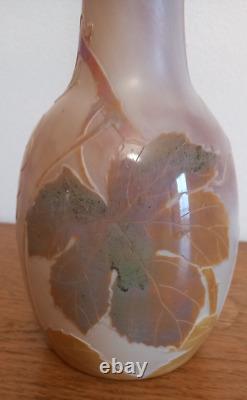 Vase Théodore Legras Berluze grappes de raisins Signé Art Nouveau