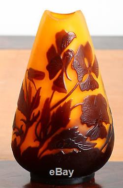 Vase art nouveau Signé Emile Gallé era Daum D'Argental Circa 1905 Cameo Glass