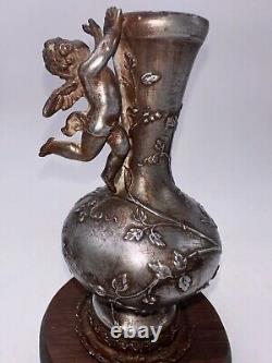 Vase au Putto époque Art Nouveau