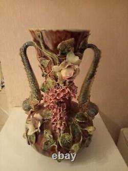 Vase barbotine Art nouveau poignées dragons, numéroté H 30 cm L 22 cm