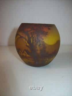 Vase boule Art Nouveau en verre peint signé PEYNAUD Jean-Simon
