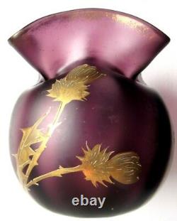 Vase bourse Art Nouveau, verre violet émaillé Legras à l'Or fin Chardons