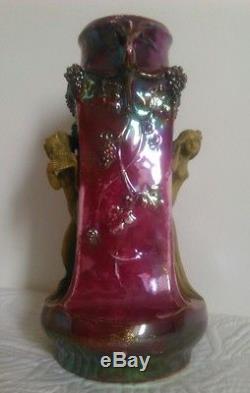Vase céramique Ernst WAHLISS Turn Wien décor femme et faune 1900 Art Nouveau