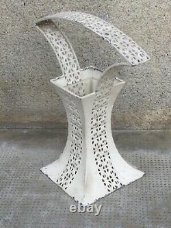 Vase design JOSEF HOFFMANN wiener werkstatte blumenkorb iron sheet glass 1905