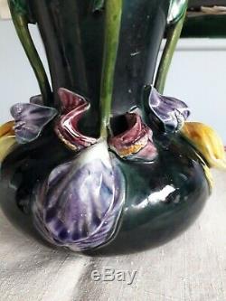 Vase en barbotine art nouveau hauteur 32 cm en bon état