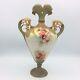 Vase en céramique à décor floral peint et doré signé Amphora Bohemia Art Nouveau