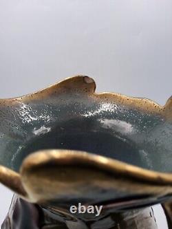 Vase en céramique émaillée irisée de Sarreguemines à décor floral Art Nouveau