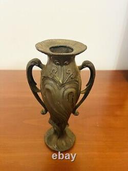 Vase en étain de style Art Nouveau époque début 20e siècle