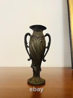 Vase en étain de style Art Nouveau époque début 20e siècle