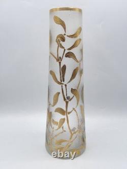 Vase en verre soufflé moulé givré doré argenté à décor de gui Legras Art Nouveau