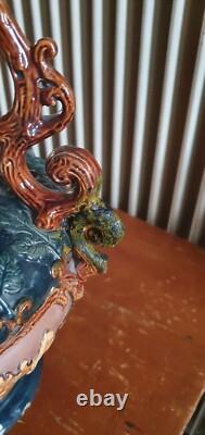Vase estampillé Wilhelm Schiller & Sons d'époque art nouveau vers 1900