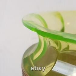Vase jugendstil moser karlsbad ouraline vert jaune ancien art deco nouveau 1900