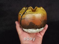 Vase legras en verre émaillé décor paysage enneigé Art Nouveau signé