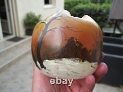 Vase legras en verre émaillé décor paysage enneigé Art Nouveau signé
