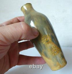 Vase miniature grès rehaussé à l'or fleurs Manufacture Sèvres 1903 Art Nouveau