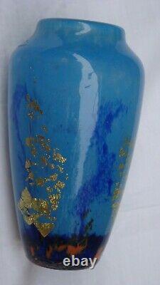 Vase pâte de verre Bleu Marmoreen signé Daum croix de Lorraine Nancy France
