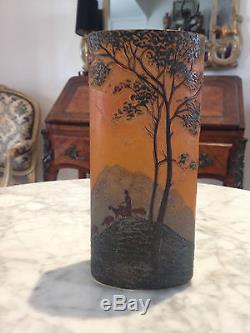 Vase signé Legras Art nouveau pate de verre multicouche gravé à l'acide émaillé