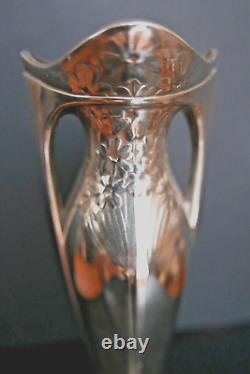Vase soliflore métal argenté fabriqué par WMF en Allemagne ART NOUVEAU 29 cm