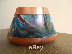 Vase verre irisé en dinanderie Art Nouveau