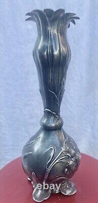 WMF VASE en métal argenté à décor de fleur ART NOUVEAU ÉPOQUE 1900